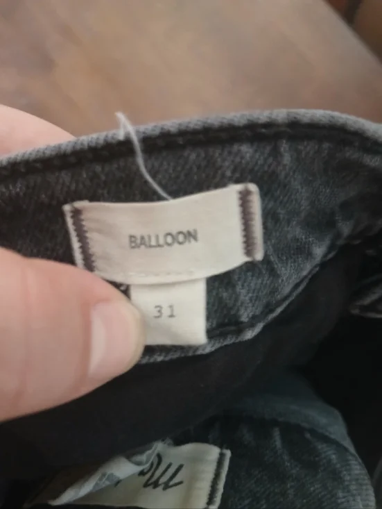 Madewell Balloon Jeans - Picture 2 of 5